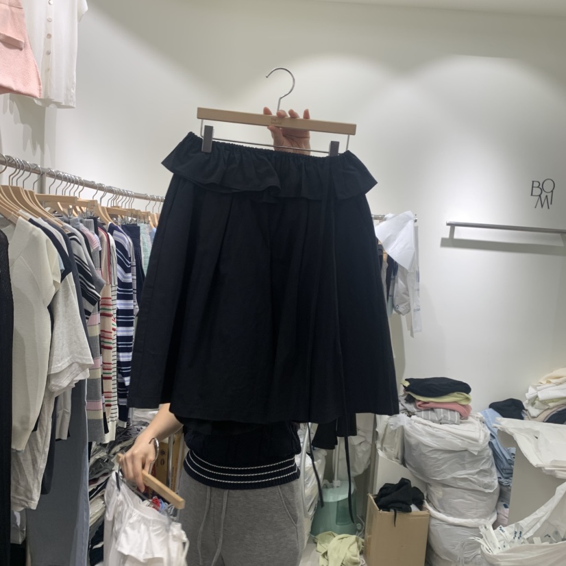 BY BOMI韓國東大門代購女士新品職業人氣時尚短褲荷葉邊BY BOMI短褲圖色2