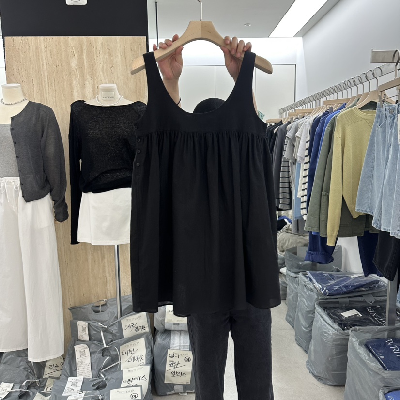 WRITTEN BY韓國直郵女裝新品時尚休閑人氣推薦職業吊帶背心WRITTEN BY吊帶/背心圖色2