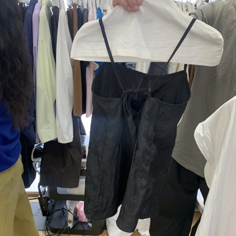 FLAT韓國直郵女裝新款熱賣人氣時尚職業休閑推薦吊帶背心FLAT吊帶/背心