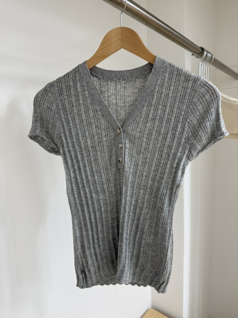 EOMPIT東大門實拍女裝新品推薦人氣熱賣真品26春夏針織衫EOMPIT針織衫圖色3