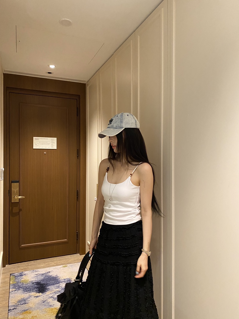 FOUREIGHT東大門代購女士新品時尚真品人氣熱賣職業吊帶背心FOUR EIGHT吊帶/背心