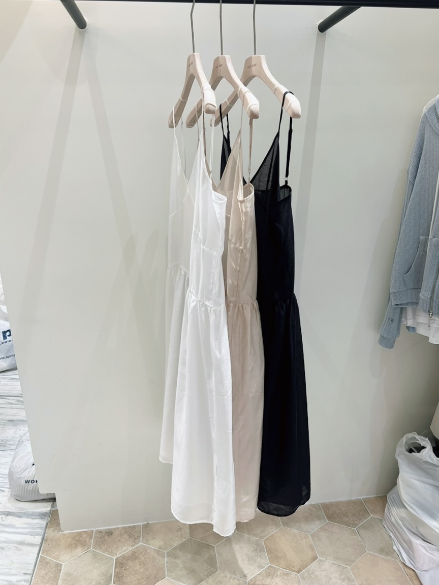 LOVE ROSIE韓國代購女裝新品時尚熱賣推薦26春夏連衣裙透視LOVE ROSIE連衣裙