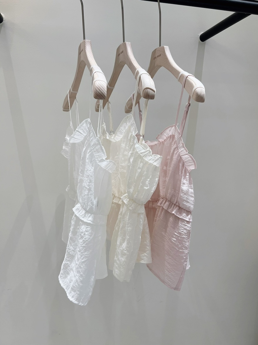 LOVE ROSIE東大門直郵女裝新品推薦休閑職業吊帶背心花朵LOVE ROSIE吊帶/背心