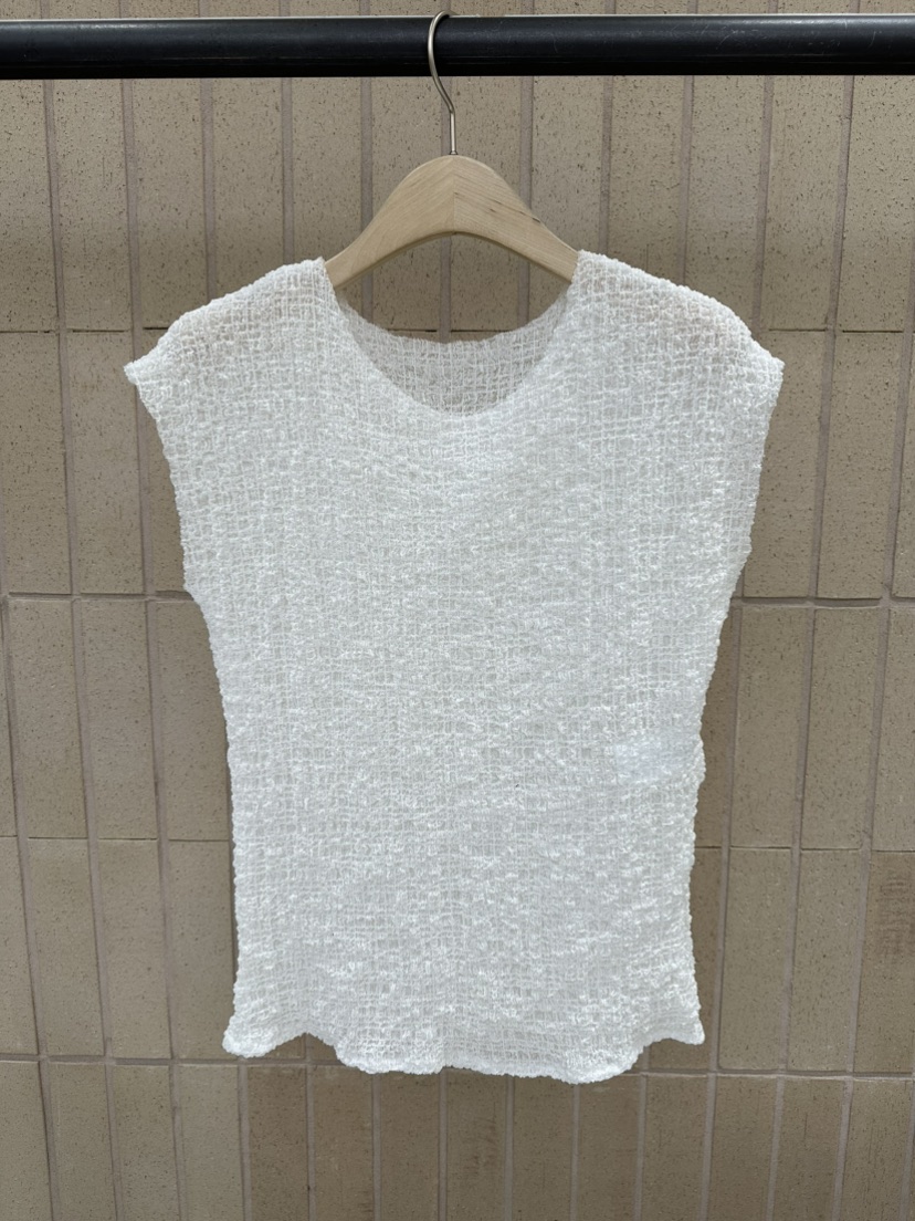 FOSET韓國直郵女裝新品真品熱賣職業休閑26春夏吊帶背心柔軟FOSET吊帶/背心圖色1