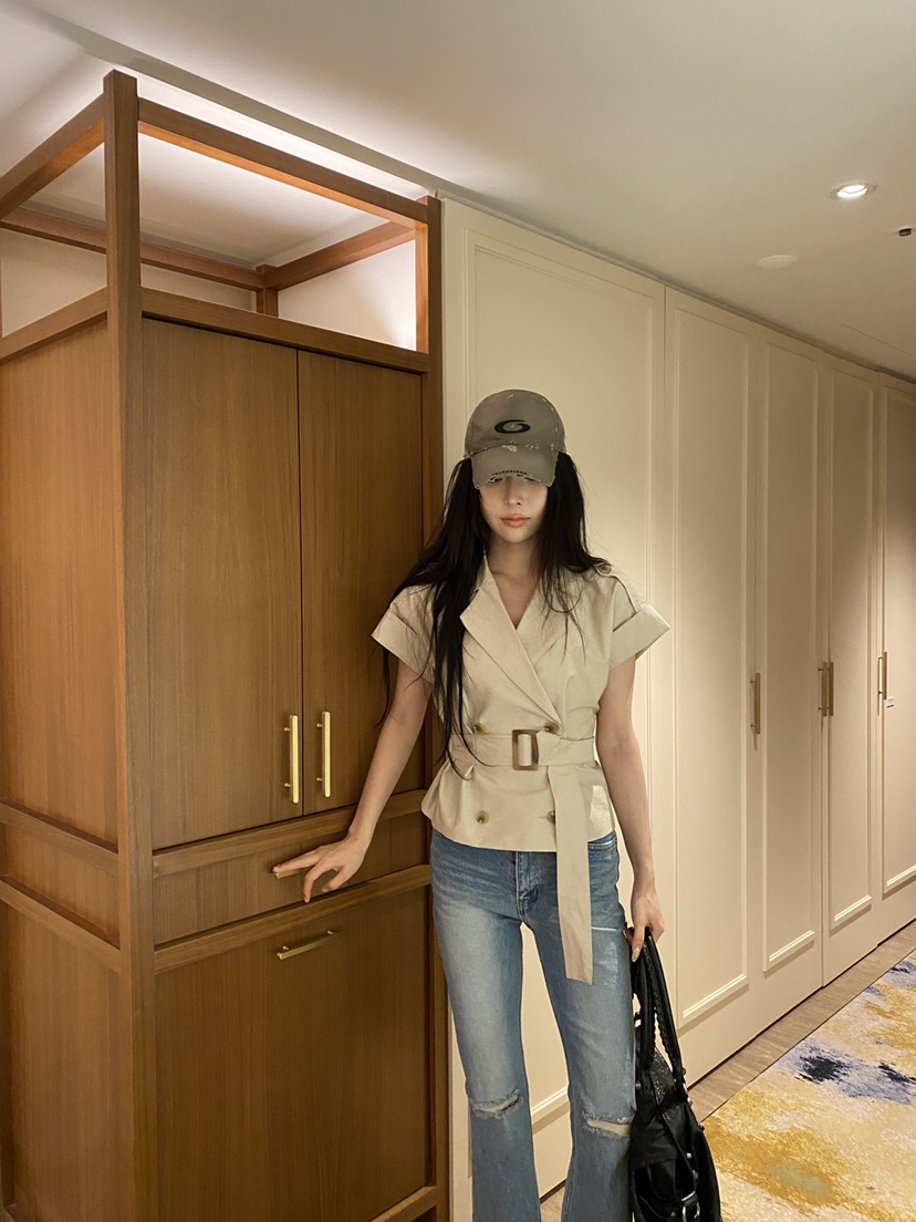 FOUREIGHT東大門實拍女裝新品熱賣人氣職業休閑夾克含腰帶FOUR EIGHT夾克