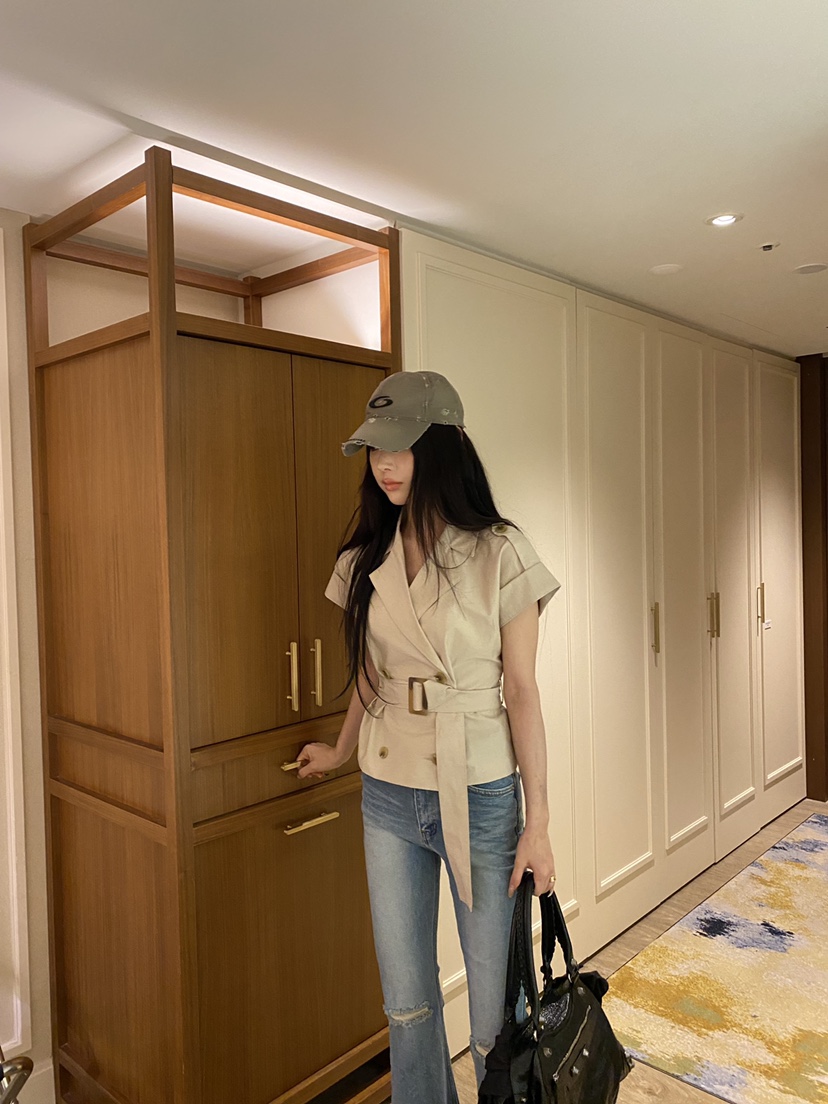 FOUREIGHT東大門實拍女裝新品熱賣人氣職業休閑夾克含腰帶FOUR EIGHT夾克