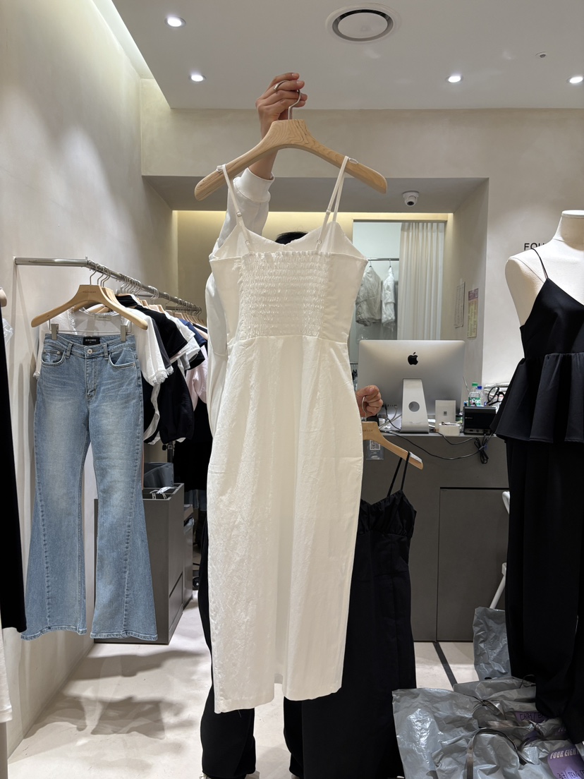 FOUREIGHT東大門實拍女裝新品推薦職業人氣時尚真品連衣裙FOUR EIGHT連衣裙
