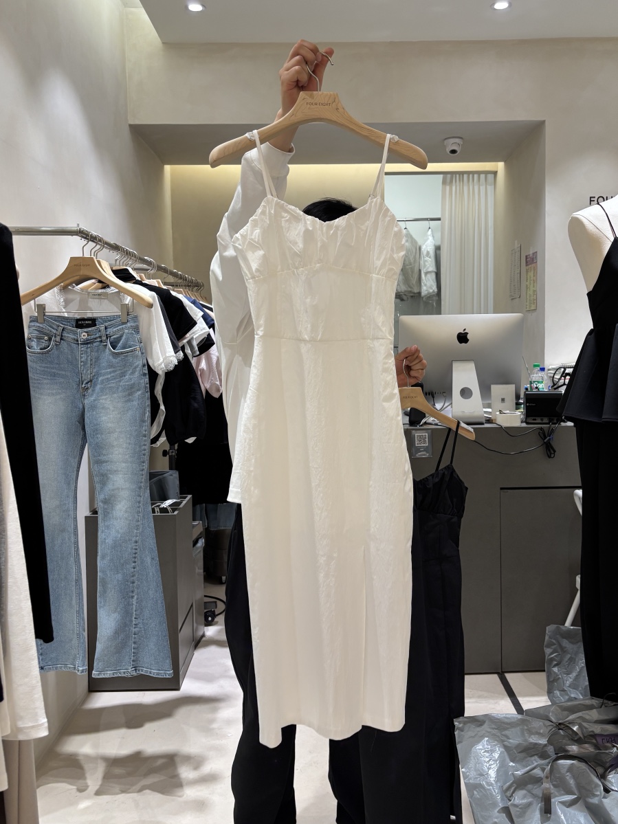 FOUREIGHT東大門實拍女裝新品推薦職業人氣時尚真品連衣裙FOUR EIGHT連衣裙圖色1
