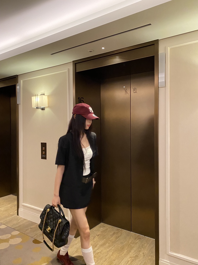 FOUREIGHT東大門實拍女士新款熱賣真品職業26春夏短裙不含腰帶FOUR EIGHT短裙