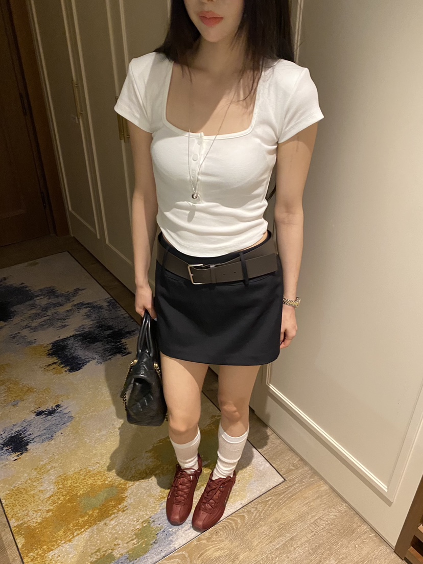 FOUREIGHT東大門代購女士新款熱賣休閑人氣時尚推薦職業T恤FOUR EIGHTT恤