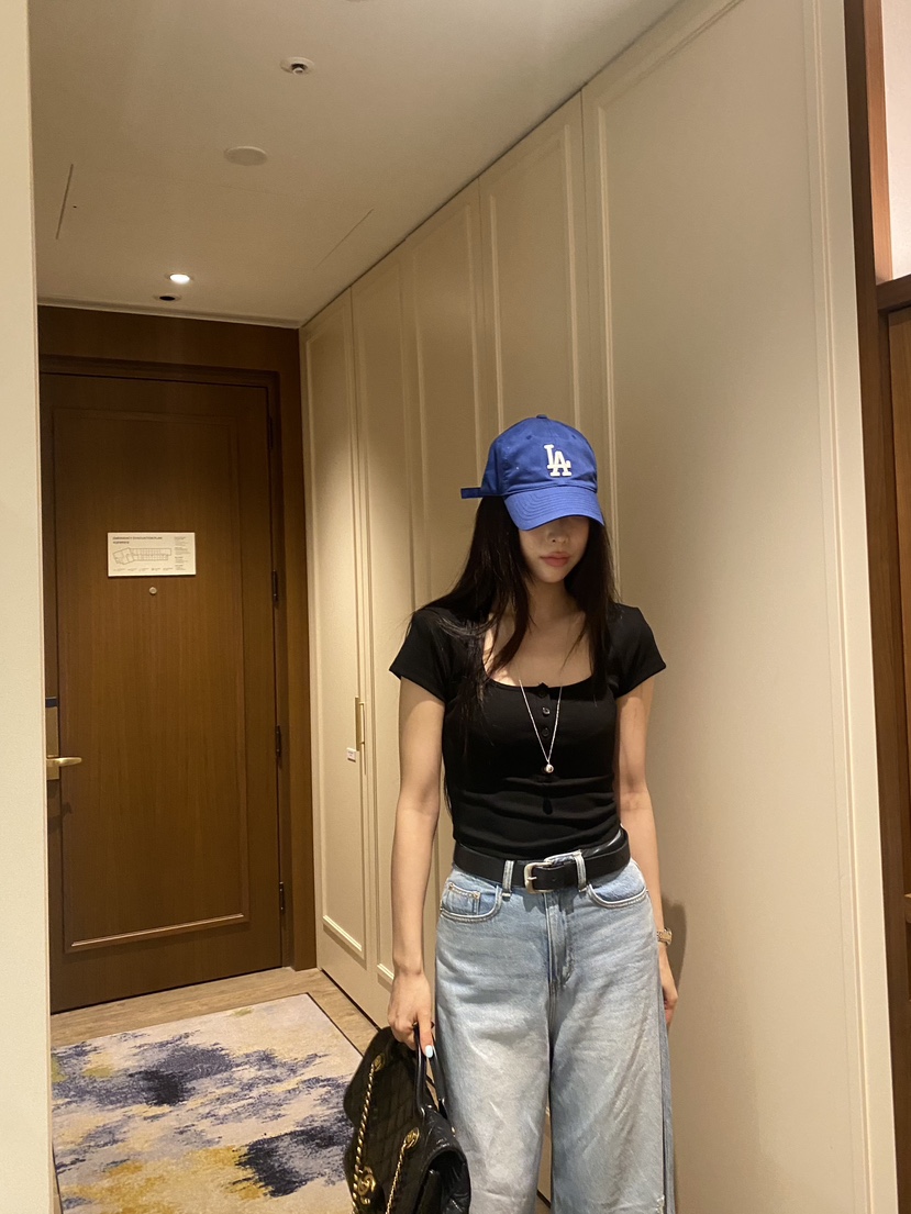 FOUREIGHT東大門代購女士新款熱賣休閑人氣時尚推薦職業T恤FOUR EIGHTT恤