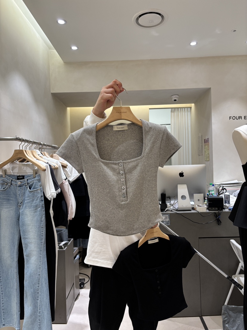 FOUREIGHT東大門代購女士新款熱賣休閑人氣時尚推薦職業T恤FOUR EIGHTT恤圖色2