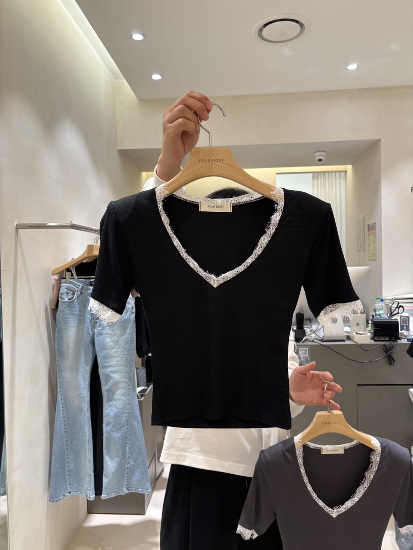 FOUREIGHT東大門直郵女裝新品人氣26春夏休閑時尚職業T恤FOUR EIGHTT恤圖色3