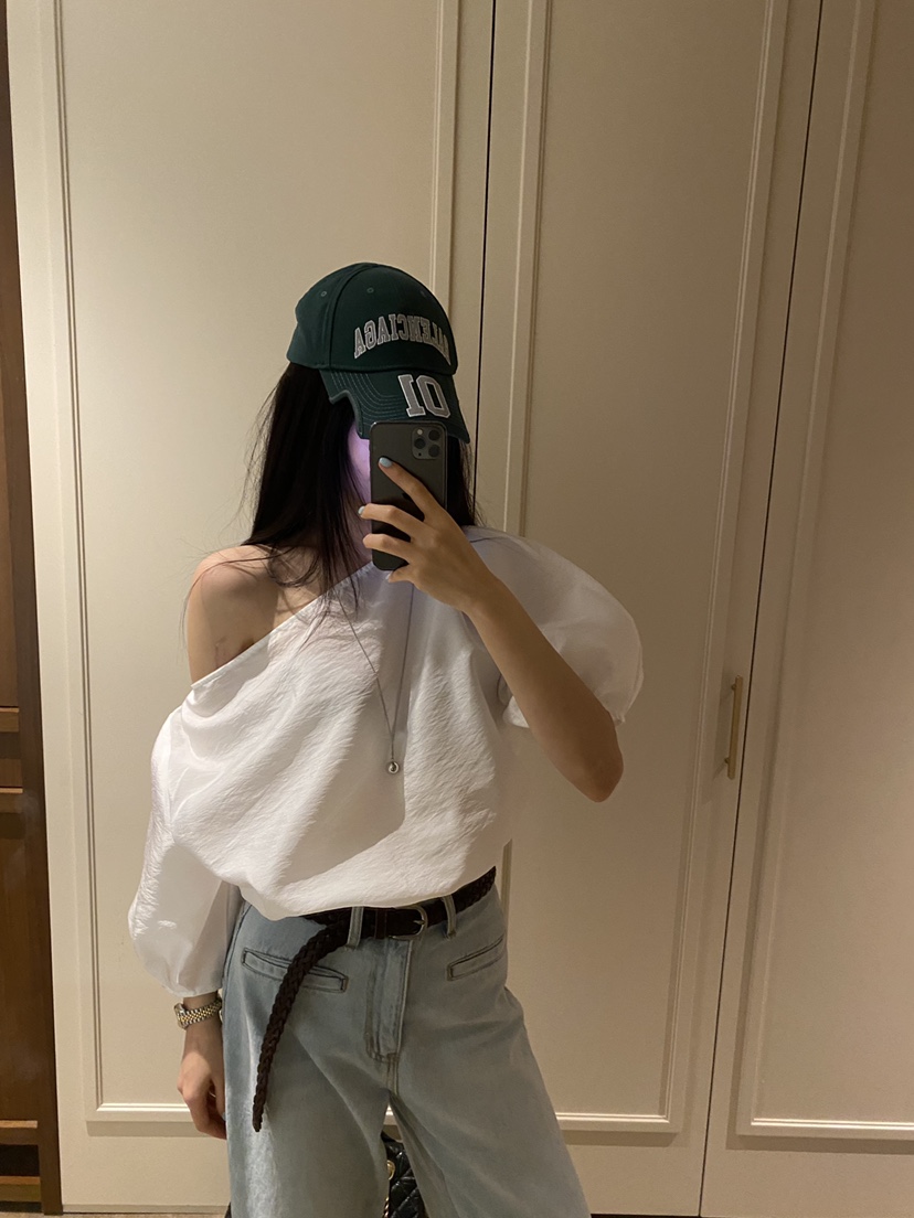 FOUREIGHT韓國代購女士新款推薦真品時尚熱賣人氣襯衫蕾絲衫FOUR EIGHT襯衫/蕾絲衫