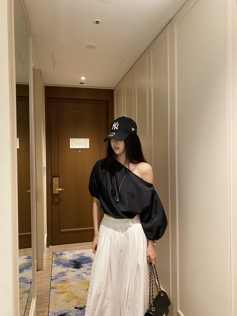 FOUREIGHT韓國代購女士新款推薦真品時尚熱賣人氣襯衫蕾絲衫FOUR EIGHT襯衫/蕾絲衫