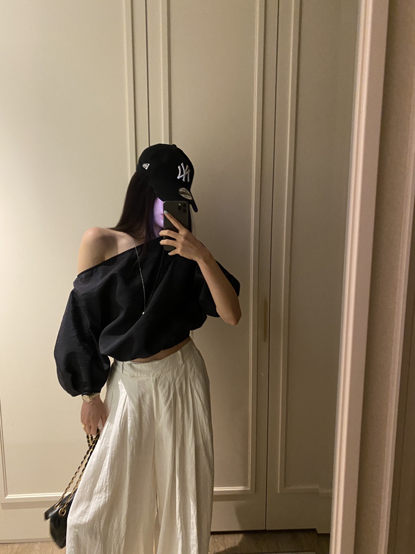 FOUREIGHT韓國代購女士新款推薦真品時尚熱賣人氣襯衫蕾絲衫FOUR EIGHT襯衫/蕾絲衫