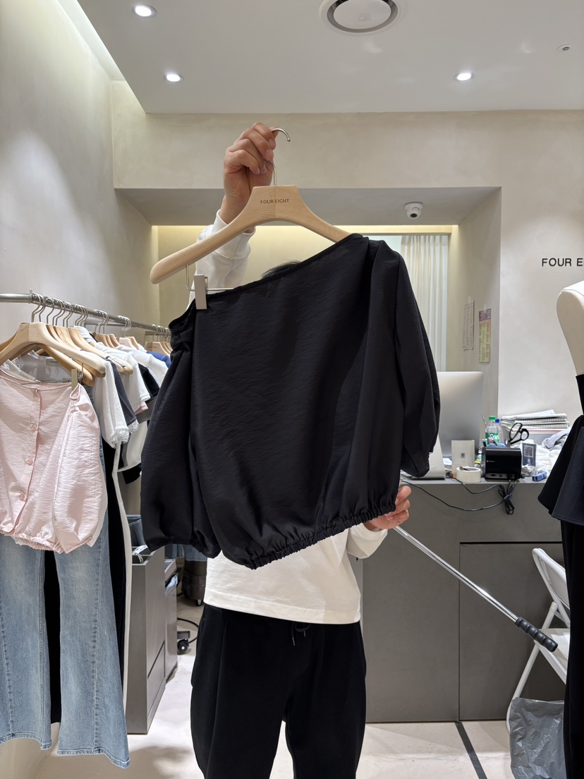 FOUREIGHT韓國代購女士新款推薦真品時尚熱賣人氣襯衫蕾絲衫FOUR EIGHT襯衫/蕾絲衫圖色3