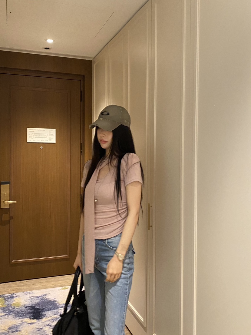 FOUREIGHT東大門代購女裝新品26春夏時尚熱賣休閑T恤圍巾FOUR EIGHTT恤