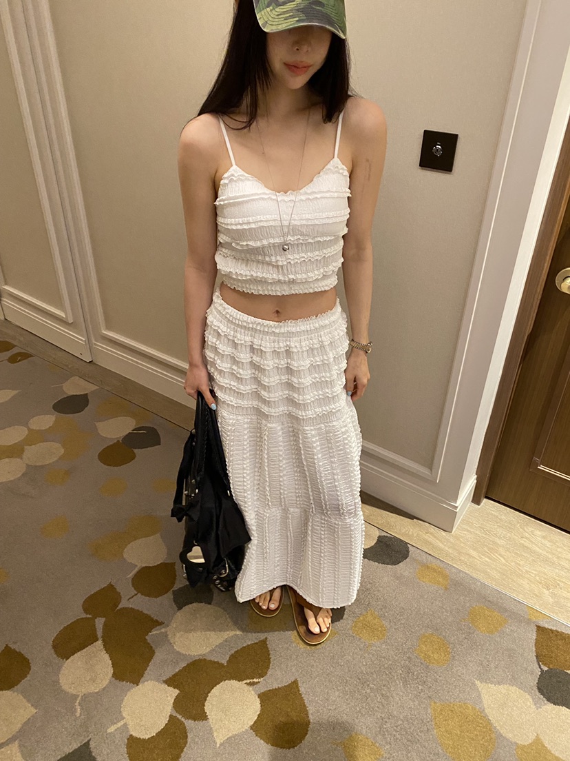 FOUREIGHT韓國直郵女裝新品時尚職業26春夏推薦熱賣吊帶背心FOUR EIGHT吊帶/背心