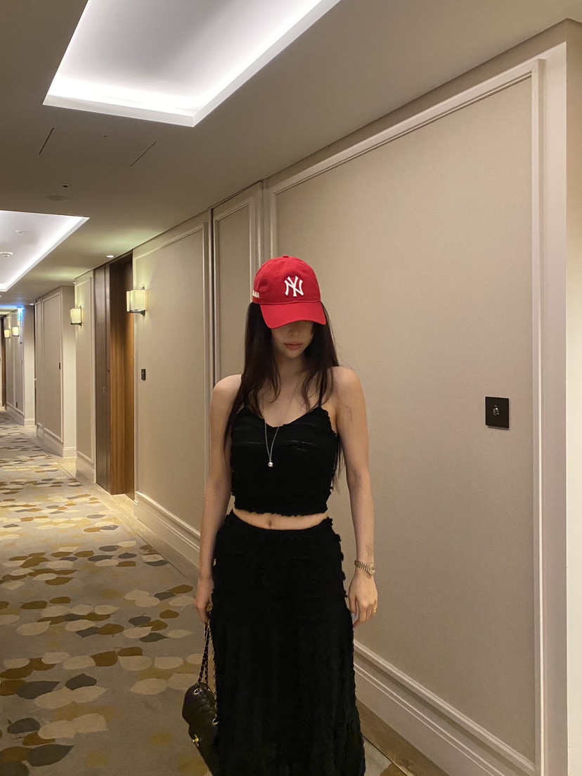 FOUREIGHT韓國直郵女裝新品時尚職業26春夏推薦熱賣吊帶背心FOUR EIGHT吊帶/背心