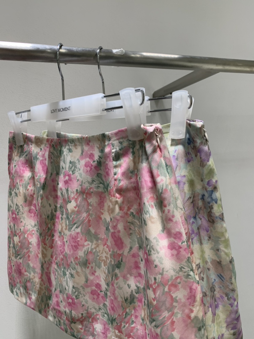 LOVE MOMENT東大門代購女士新品推薦時尚職業休閑短裙花朵LOVE MOMENT短裙