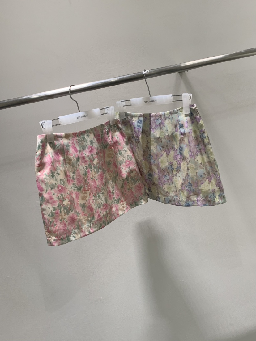 LOVE MOMENT東大門代購女士新品推薦時尚職業休閑短裙花朵LOVE MOMENT短裙