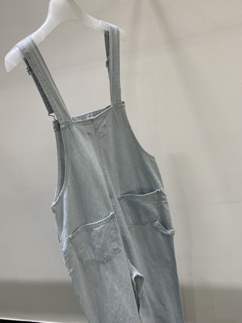 LOVE MOMENT東大門代購女士新品職業時尚人氣背帶褲條紋LOVE MOMENT背帶褲