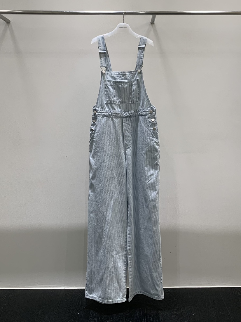 LOVE MOMENT東大門代購女士新品職業時尚人氣背帶褲條紋LOVE MOMENT背帶褲圖色1