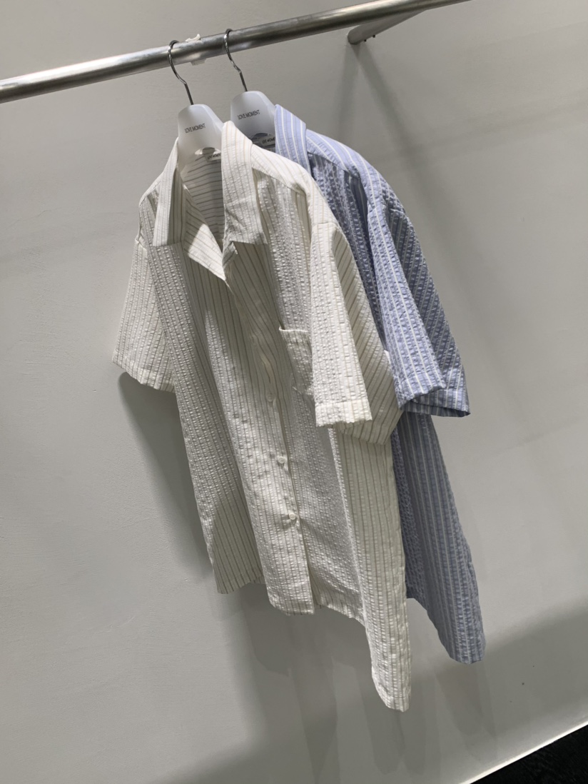 LOVE MOMENT東大門直郵女士新品推薦26春夏襯衫蕾絲衫條紋LOVE MOMENT襯衫/蕾絲衫