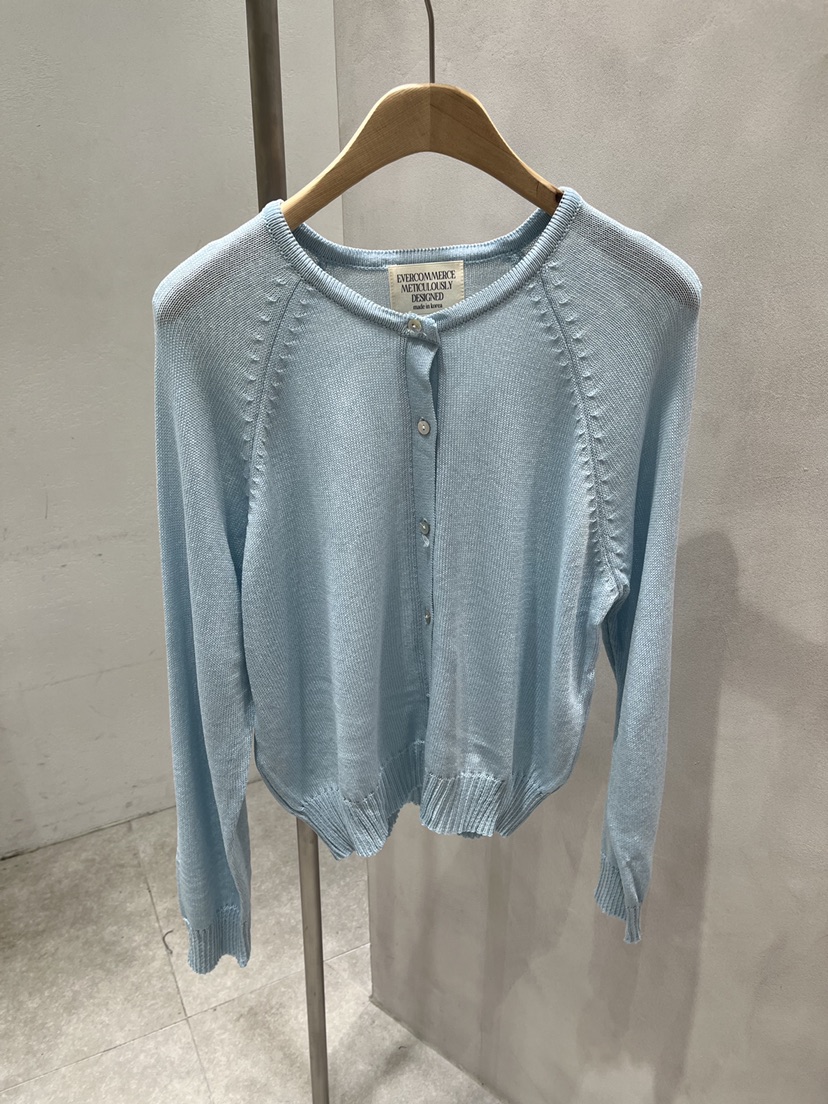 EVERCOMMERCE METICULOUSLY DESIGNED東大門實拍女士新品真品針織衫EVERCOMMERCE METICULOUSLY DESIGNED針織衫圖色3