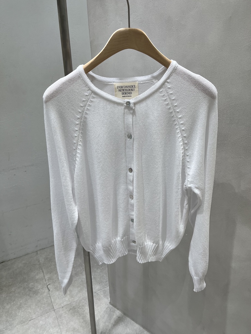 EVERCOMMERCE METICULOUSLY DESIGNED東大門實拍女士新品真品針織衫EVERCOMMERCE METICULOUSLY DESIGNED針織衫圖色4