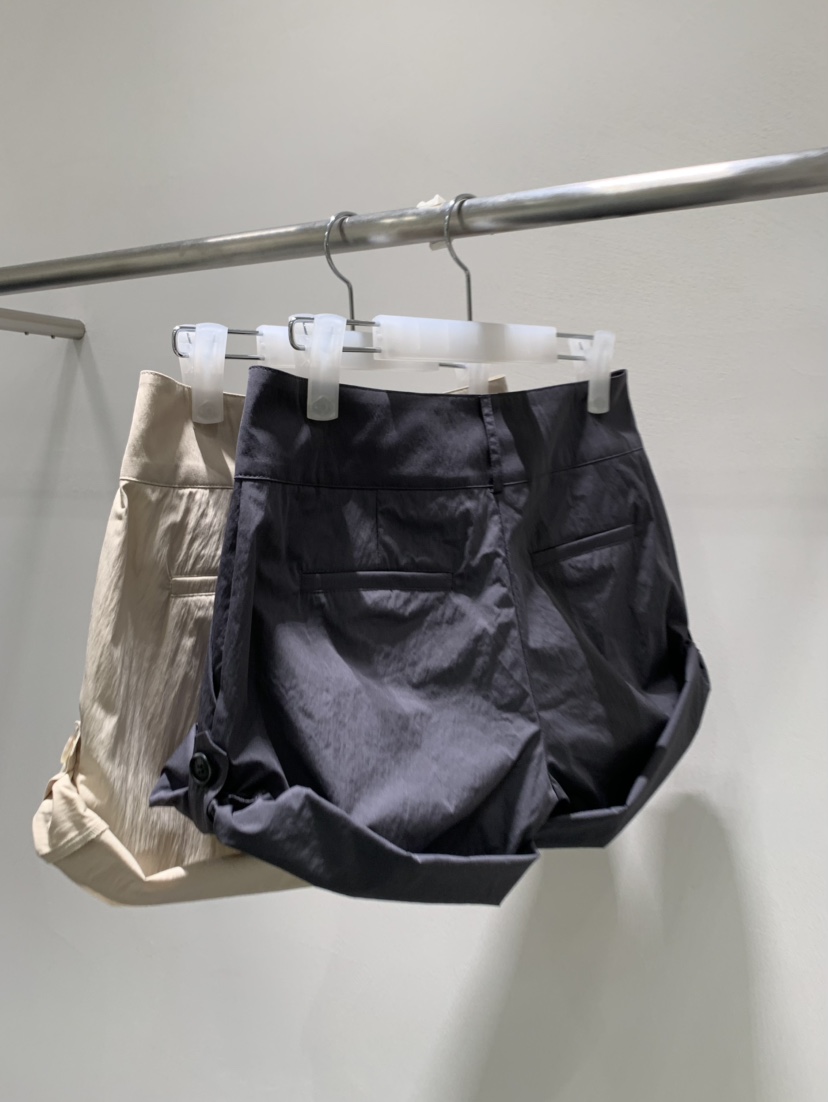 LOVE MOMENT東大門代購女士新品休閑職業時尚真品26春夏短褲LOVE MOMENT短褲