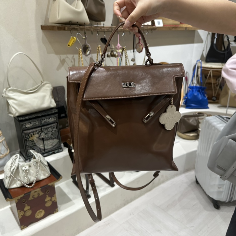 DEAR M韓國東大門代購女裝新品人氣熱賣休閑推薦雙肩背包DEAR M雙肩背包圖色2