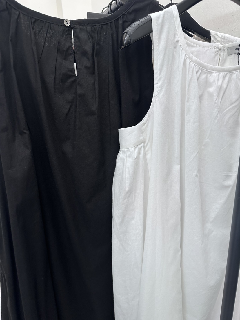 MOANI韓國直郵實拍女士新款職業人氣熱賣時尚推薦連衣裙褶皺MOANI連衣裙