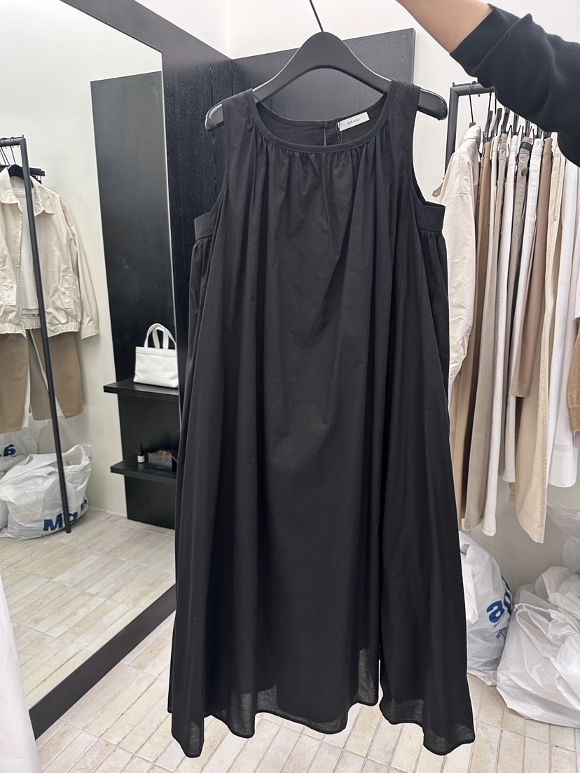 MOANI韓國直郵實拍女士新款職業人氣熱賣時尚推薦連衣裙褶皺MOANI連衣裙圖色2