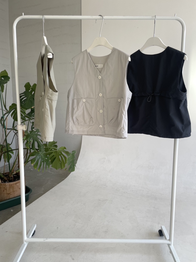 URBANE cloth韓國東大門直郵女裝新品26春夏職業馬甲V領URBANE cloth馬甲