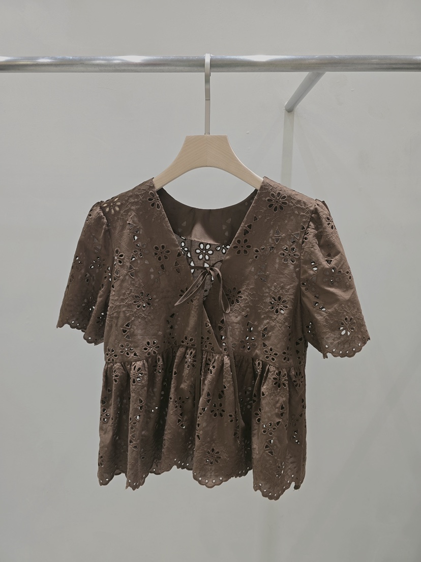 MONTER韓國代購女裝新款人氣休閑熱賣推薦時尚襯衫蕾絲衫MONTER襯衫/蕾絲衫圖色2實際價格59000