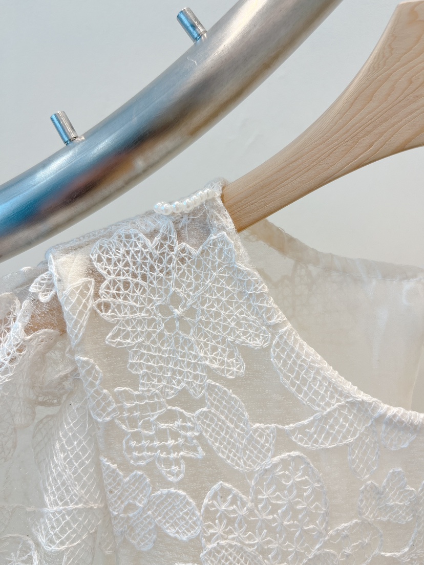 OVE韓國直郵實拍女裝新款26春夏熱賣休閑襯衫蕾絲衫含圍巾OVE襯衫/蕾絲衫