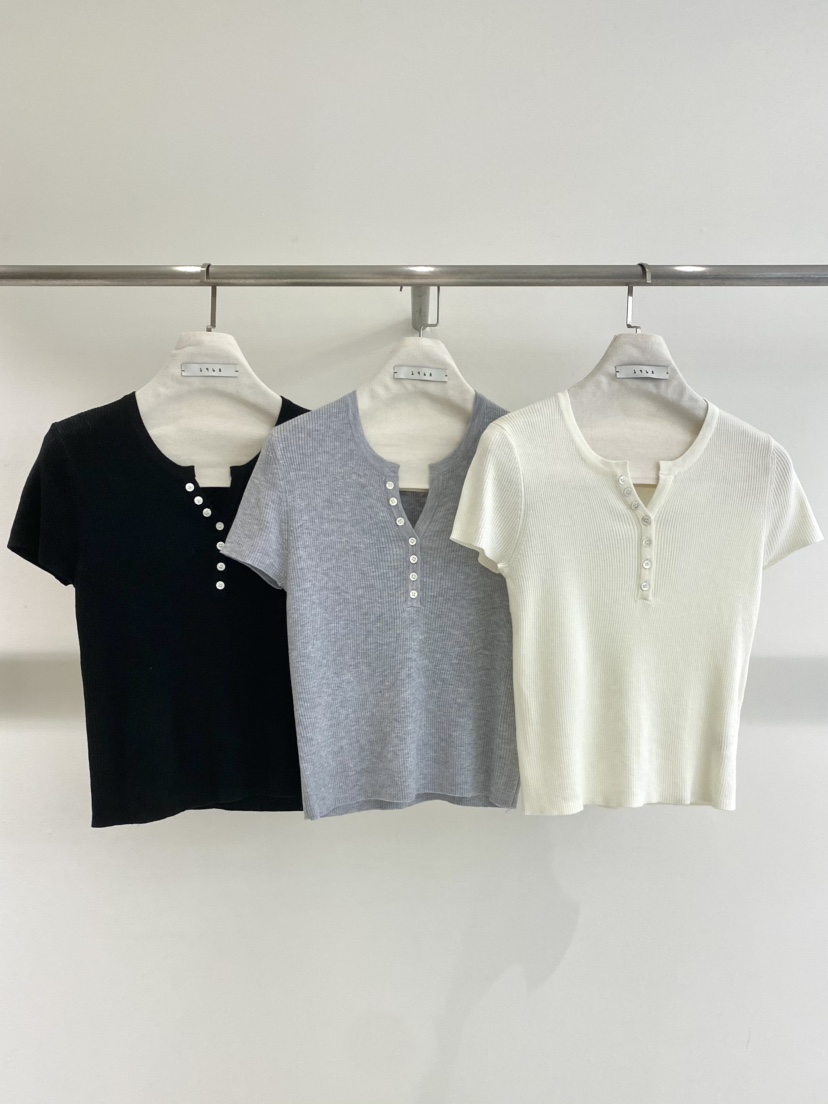 1968韓國東大門直郵女士新品26春夏休閑時尚職業推薦T恤開襟1968/YEOUYAT恤