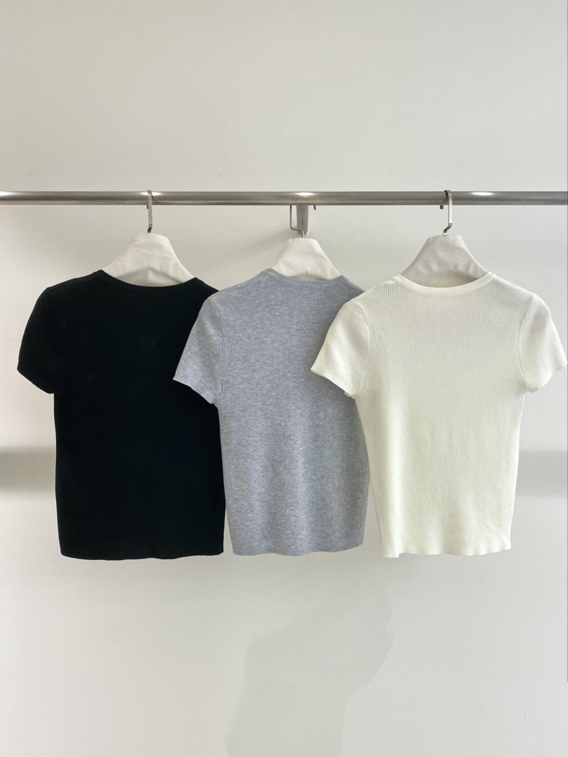 1968韓國東大門直郵女士新品26春夏休閑時尚職業推薦T恤開襟1968/YEOUYAT恤