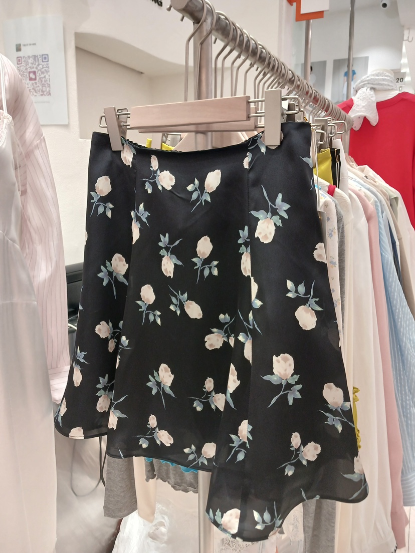 BLOWING韓國東大門直郵女士新款26春夏職業人氣半身裙中短裙BLOWING半身裙/中短裙圖色2