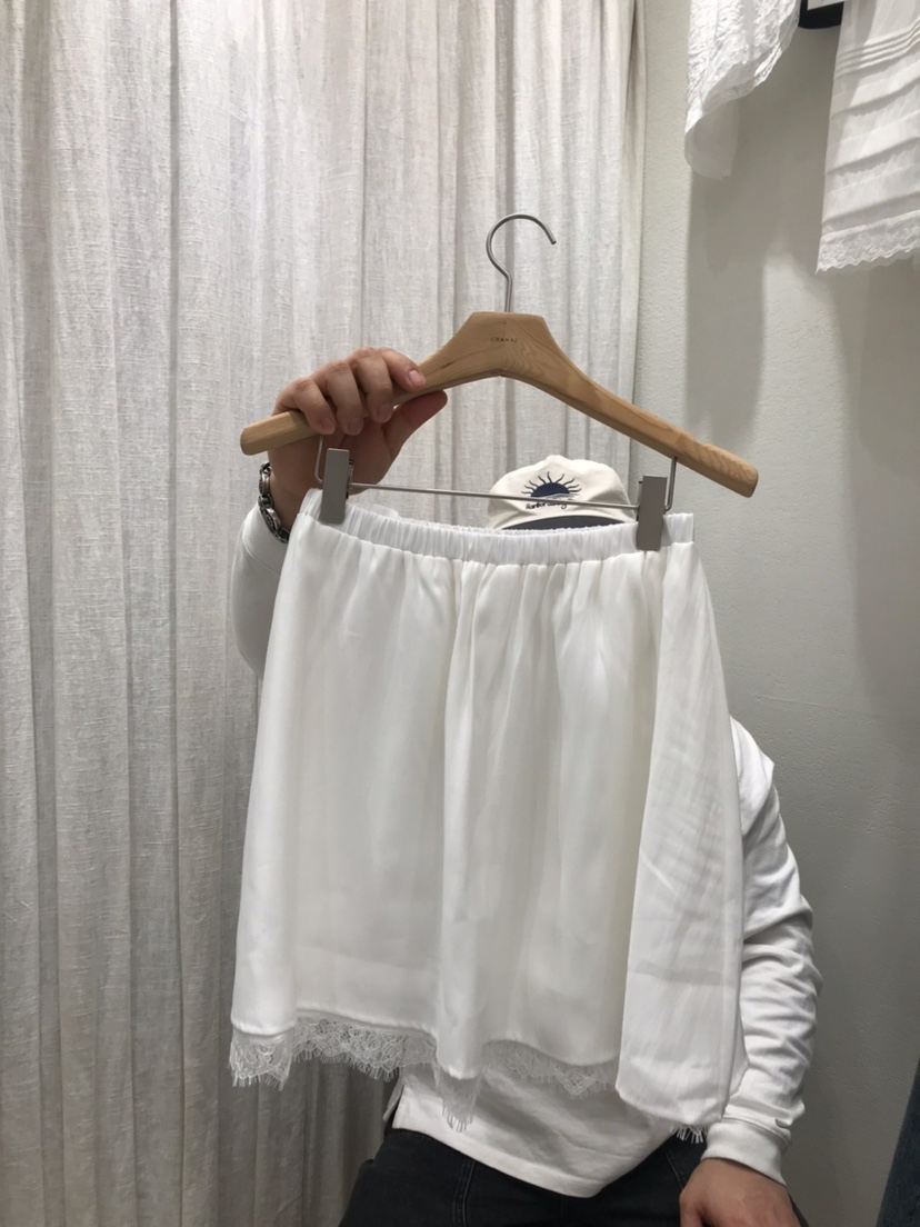 AHOY韓國代購女裝新款時尚26春夏人氣休閑職業推薦短裙蕾絲AHOY短裙圖色1