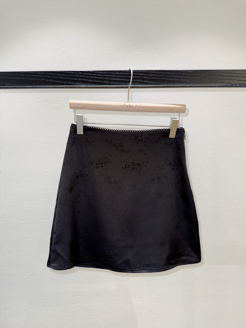 NDE韓國東大門代購女裝新款時尚職業推薦26春夏熱賣人氣短裙BOHEME_NDE短裙圖色2