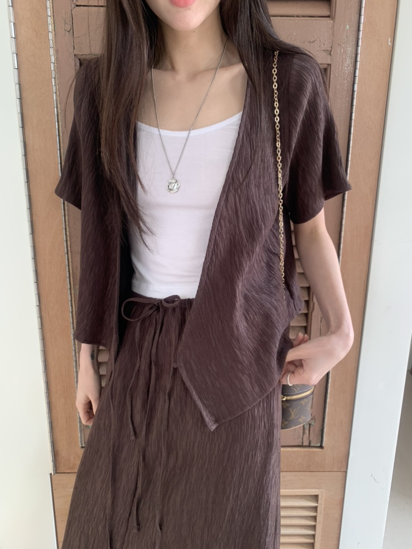 LE AVE韓國代購女裝新品時尚休閑26春夏熱賣推薦職業T恤LE AVET恤