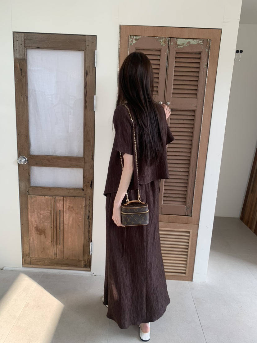 LE AVE韓國代購女裝新品時尚休閑26春夏熱賣推薦職業T恤LE AVET恤