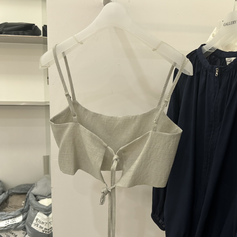GALLERY-P韓國直郵女裝新款人氣職業熱賣休閑推薦吊帶背心GALLERY-P吊帶/背心