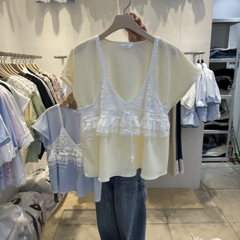 LADYBUG/ADORABLE韓國東大門直郵女裝新品熱賣襯衫蕾絲衫假兩件ADORABLE/LADYBUG襯衫/蕾絲衫圖色2