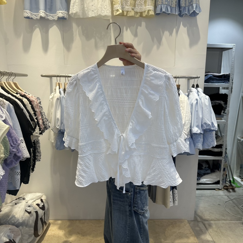 LADYBUG/ADORABLE韓國東大門直郵女士新品人氣襯衫蕾絲衫ADORABLE/LADYBUG襯衫/蕾絲衫圖色1