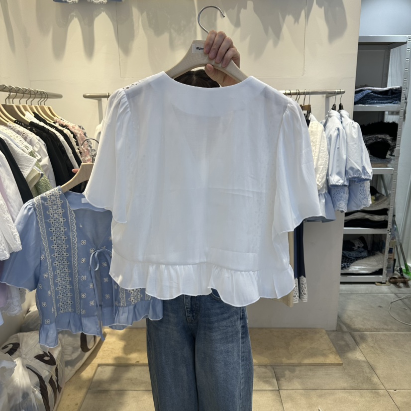 LADYBUG/ADORABLE韓國代購女裝新品職業人氣熱賣襯衫蕾絲衫ADORABLE/LADYBUG襯衫/蕾絲衫