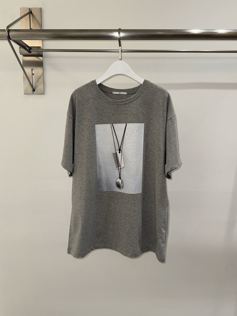 VIVE韓國東大門代購女裝新品職業熱賣時尚人氣26春夏推薦T恤VIVET恤圖色2